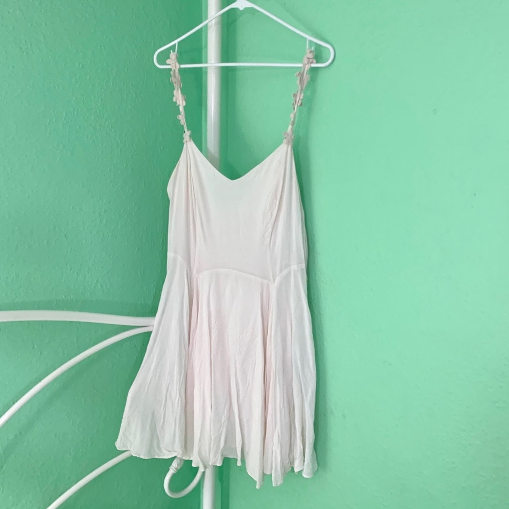 Kimchi Blue flowerstrap dress, White Size L